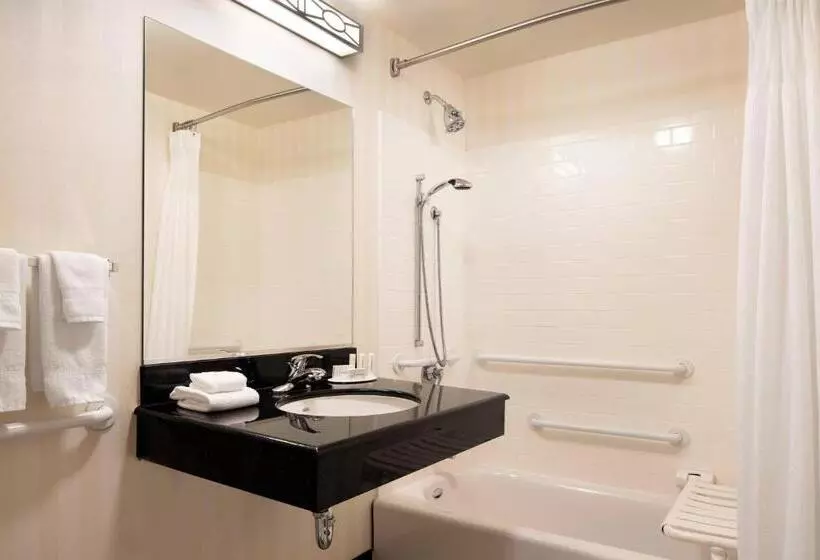スタンダードルーム, Fairfield Inn & Suites Redding