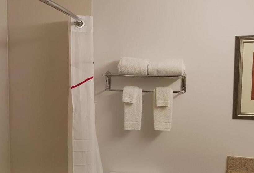 장애인을 위한 스위트, Red Roof Inn & Suites Midland