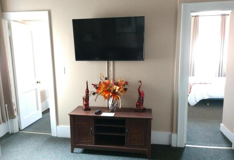 Люкс Deluxe 2 Спальни, Wayne