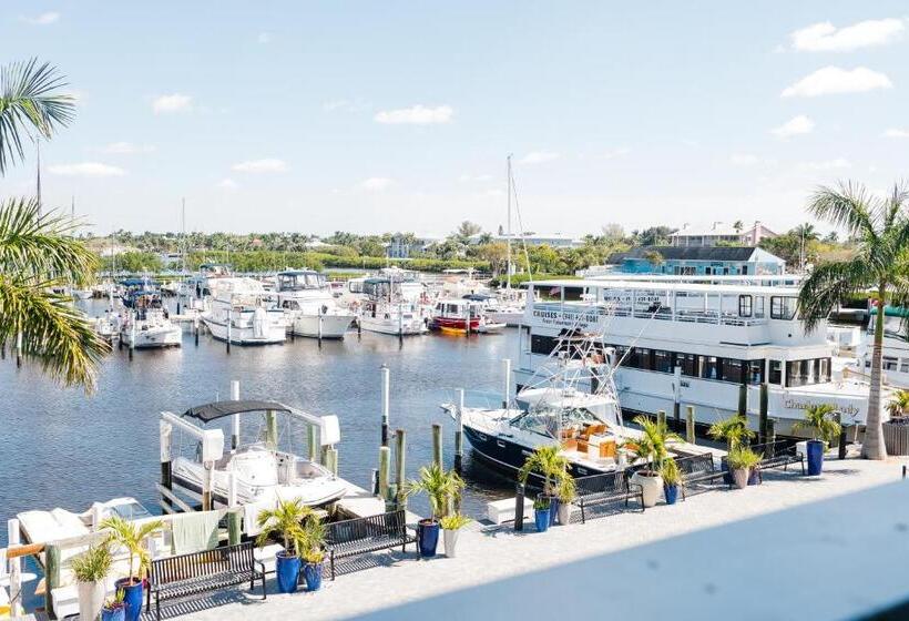 جناح سوبيريور, The Suites At Fishermen S Village   2 Bedroom Suites