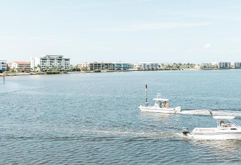 جناح سوبيريور, The Suites At Fishermen S Village   2 Bedroom Suites