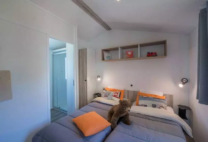 ３ベッドルームハウス, Camping Cala Llevado