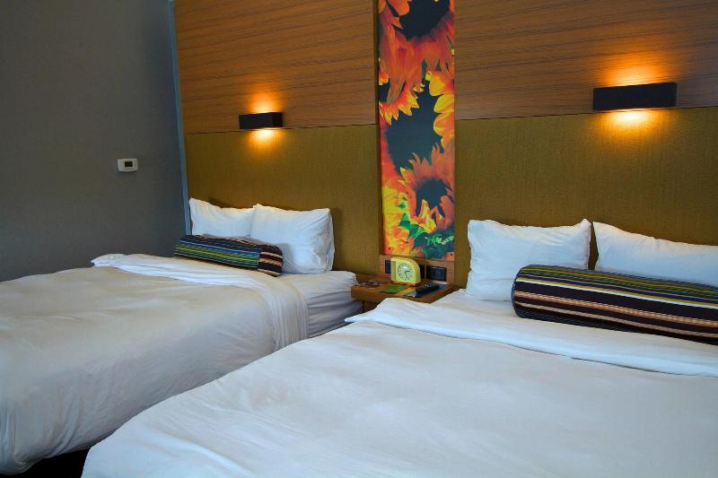 غرفة قياسية, Aloft Tulsa