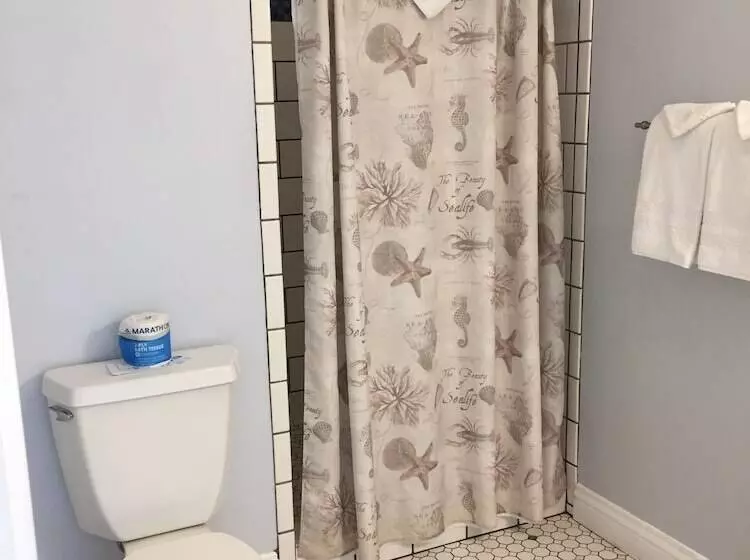 デラックスルーム, Beach Bungalow Inn And Suites