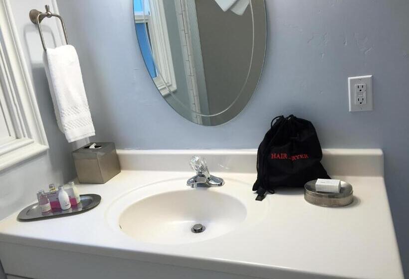 디럭스 스위트 킹 침대, Beach Bungalow Inn And Suites