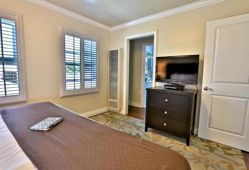 جناح ديلوكس سرير كينج, Beach Bungalow Inn And Suites