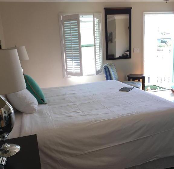 غرفة ديلوكس سرير كينج, Beach Bungalow Inn And Suites