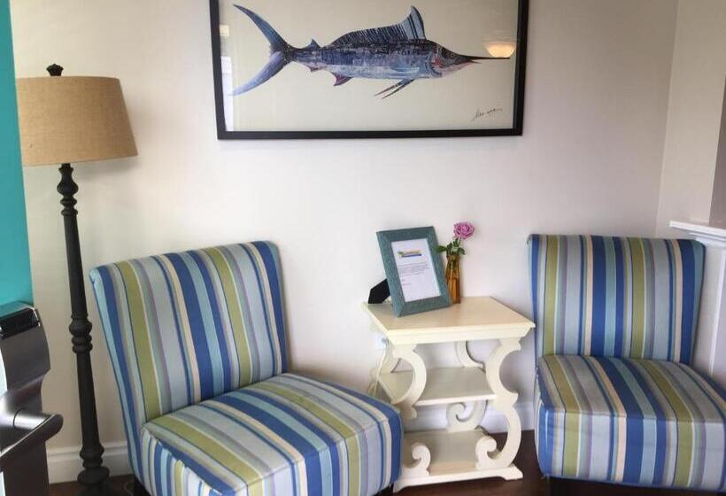 غرفة ديلوكس سرير كينج, Beach Bungalow Inn And Suites