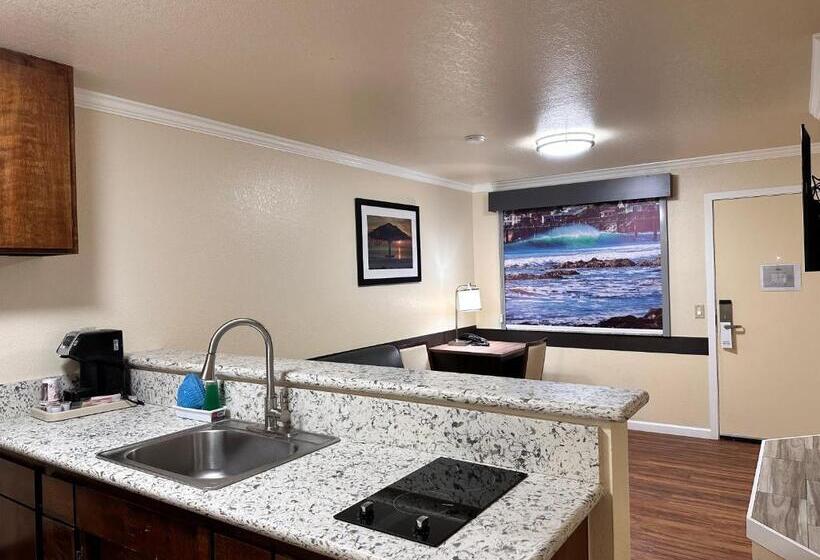 Люкс Повышенной Комфортности, Beachwalker Inn Cayucos