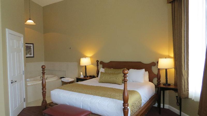 شقة غرفة واحدة, Best Western Plus Dutch Haus Inn And Suites