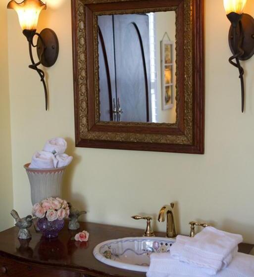 غرفة قياسية سرير كينج, Blue Heron Inn