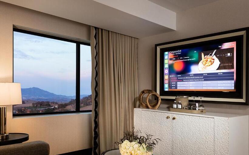 주니어 스위트 킹사이즈 침대, Chumash Casino Resort