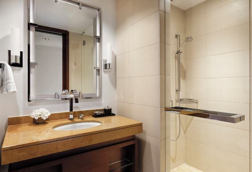 障害者適応デラックスルーム, Four Seasons Hotel Denver