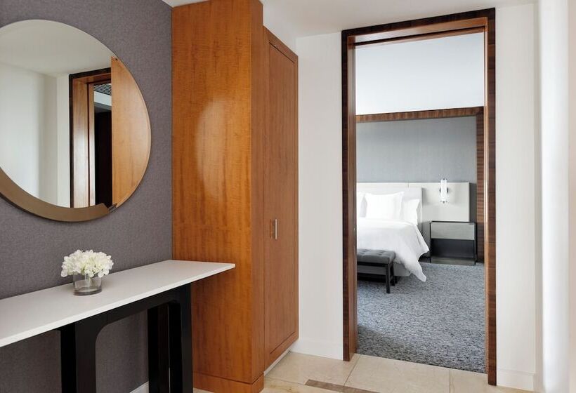Люкс, Four Seasons Hotel Denver