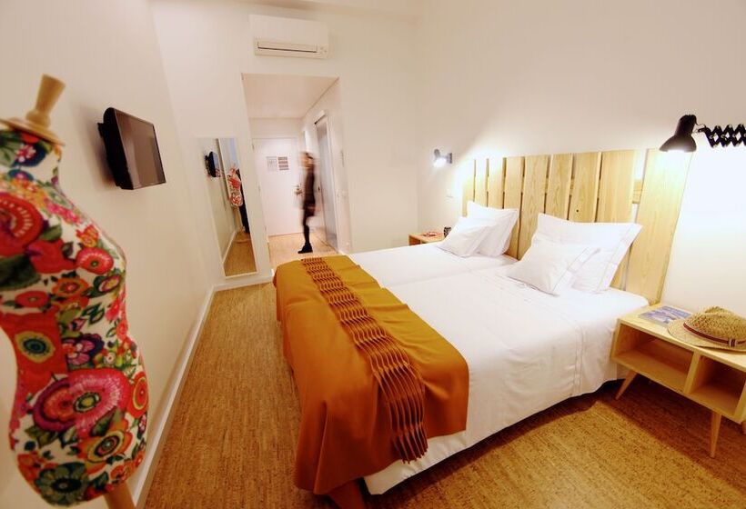 اتاق استاندارد, Hall Chiado