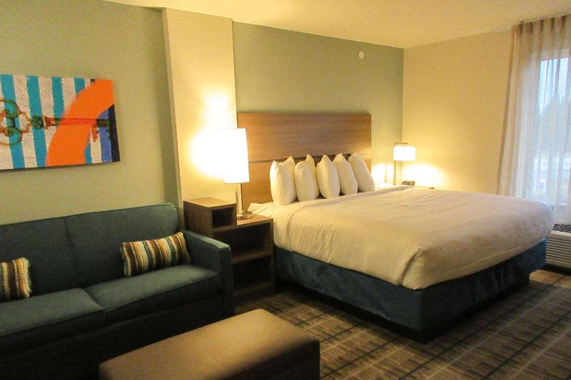 سوئیت با تخت بزرگ, Mainstay Suites Spokane Airport