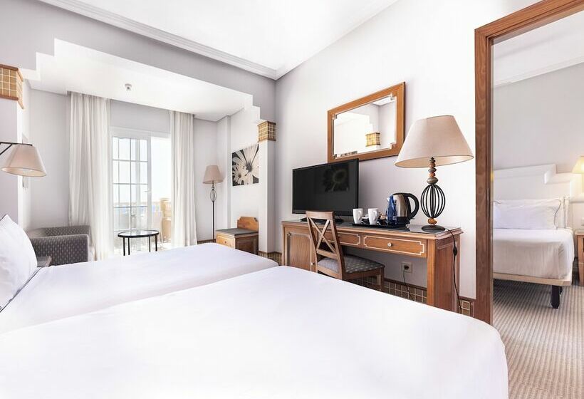 חדר משפחתי מקשר, Meliá Isla Canela