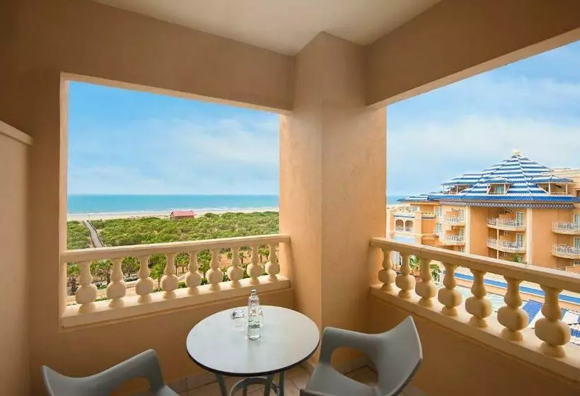 سوییت جونیور با چشم‌انداز دریا, Meliá Isla Canela