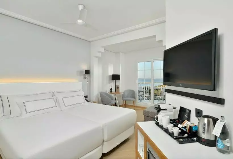 اتاق پرمیوم با چشم‌انداز دریا, Meliá Isla Canela
