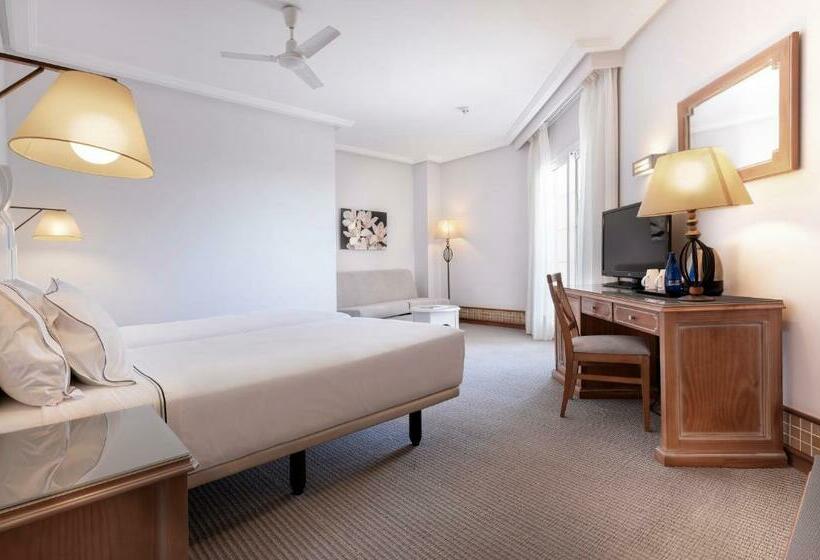 חדר משפחתי, Meliá Isla Canela