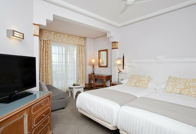 חדר משפחתי, Meliá Isla Canela