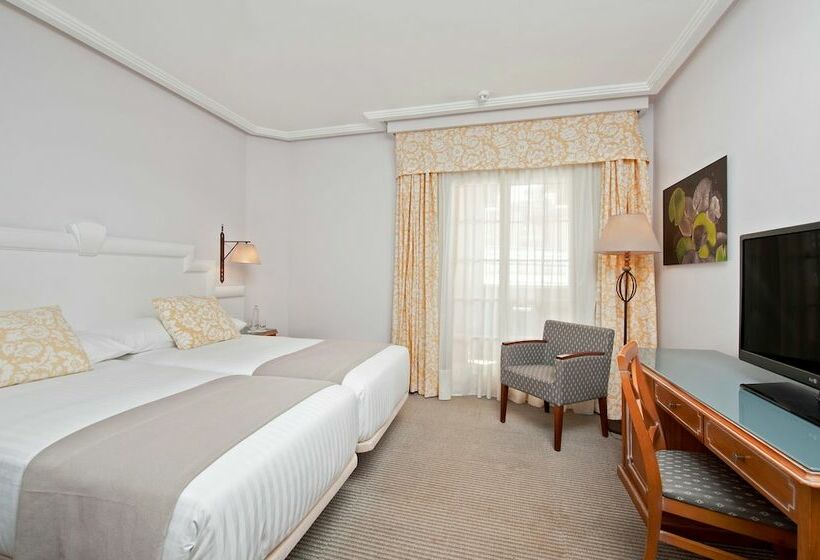 חדר משפחתי, Meliá Isla Canela