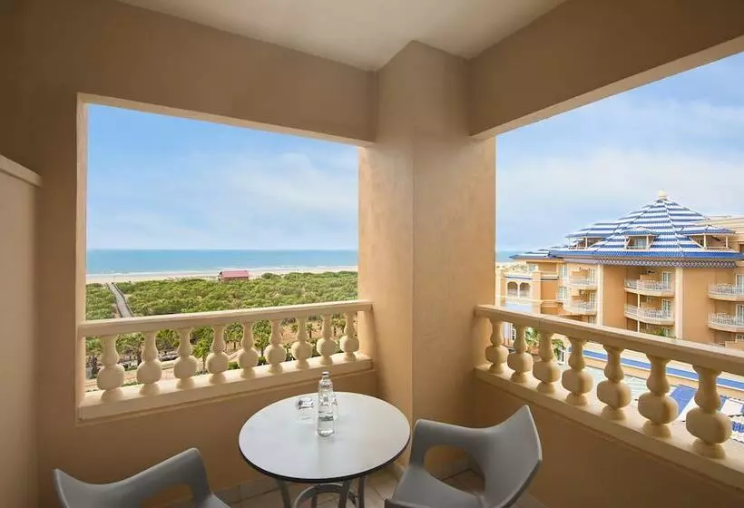 سوییت جونیور با چشم‌انداز دریا, Meliá Isla Canela