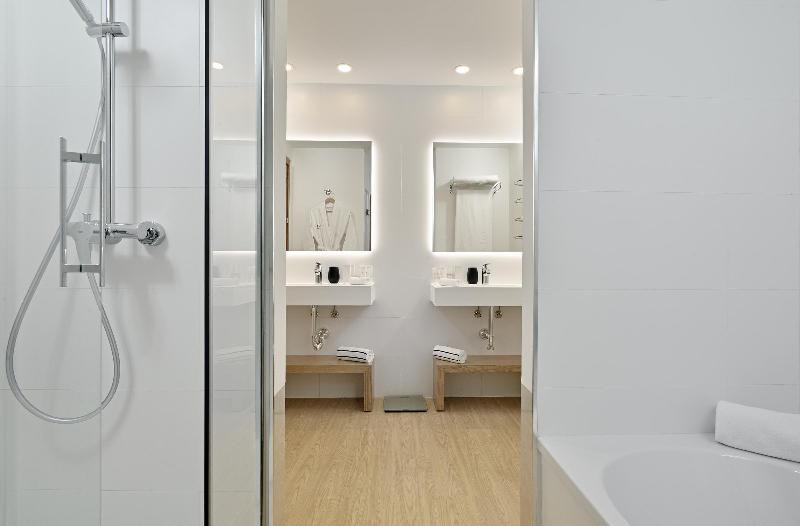 סוויטת ג'וניור נוף לים, Meliá Isla Canela