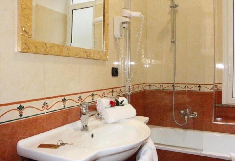 חדר סופריור, Mirage