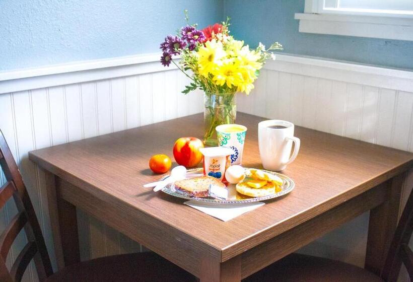 غرفة ديلوكس سرير كينج, Ocean Echo Inn & Beach Cottages