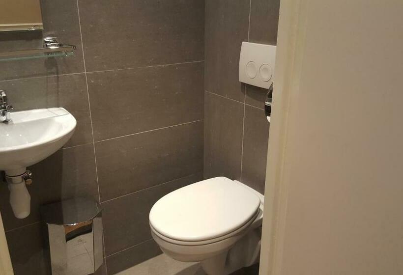 חדר סטנדרט יחיד, Old Quarter