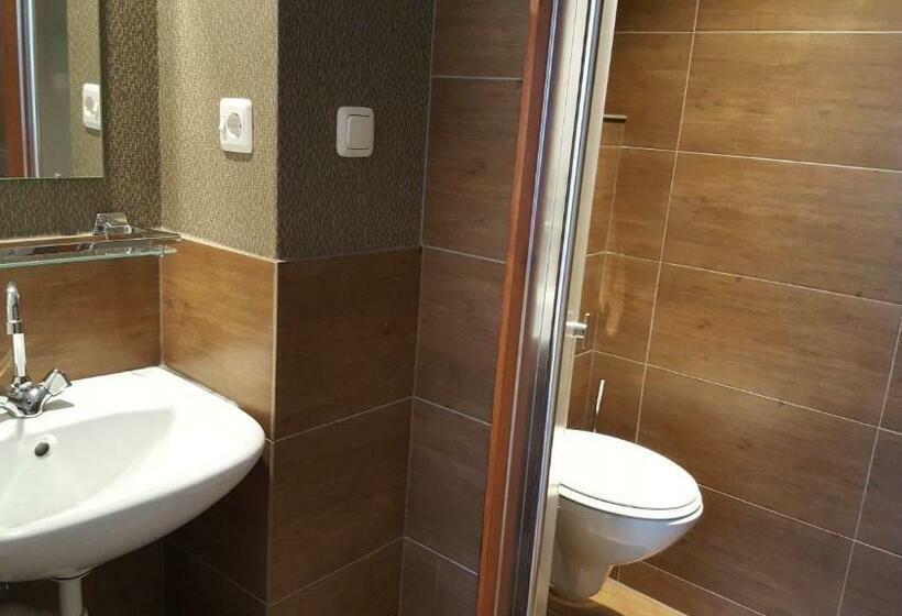 חדר סטנדרט, Old Quarter