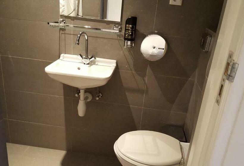 חדר סטנדרט, Old Quarter