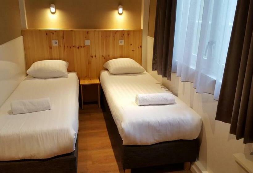 חדר סטנדרט, Old Quarter