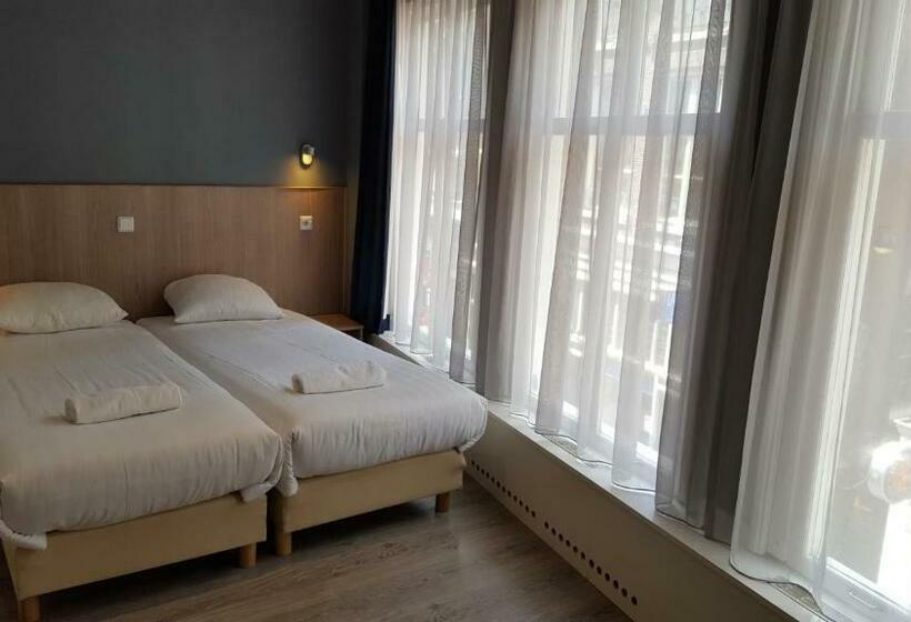 חדר סטנדרט, Old Quarter