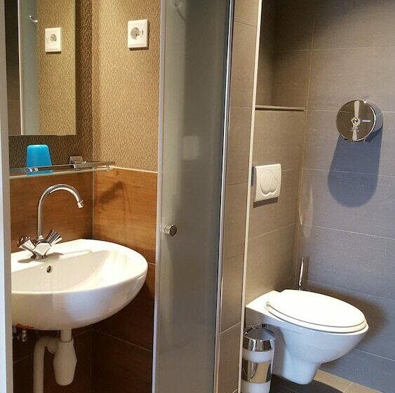 חדר סטנדרט יחיד, Old Quarter