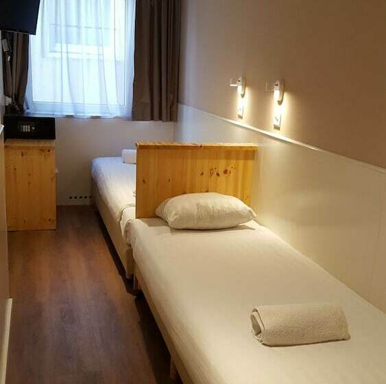 חדר סטנדרט, Old Quarter