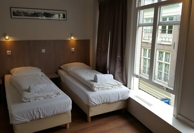 חדר סטנדרט, Old Quarter