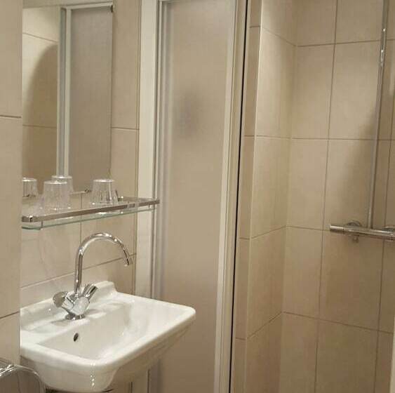 חדר סטנדרט, Old Quarter