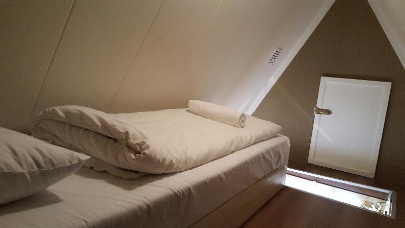 חדר סטנדרט לארבעה, Old Quarter