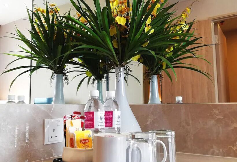 Quarto Executivo, Regalia Upper View