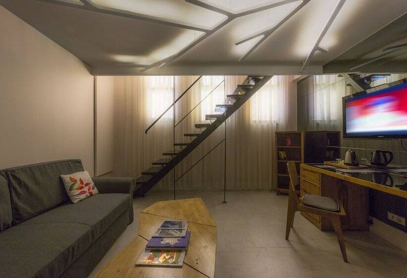 חדר דופלקס, The Purl Boutique