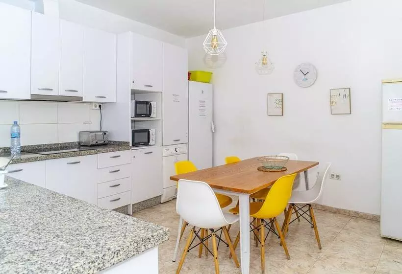 اتاق استاندارد چهار تخته, La Moraga De Poniente Malaga Hostel