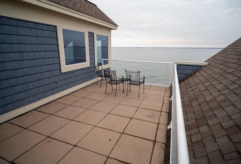 带1个卧室的顶楼公寓, Beacon Pointe On Lake Superior