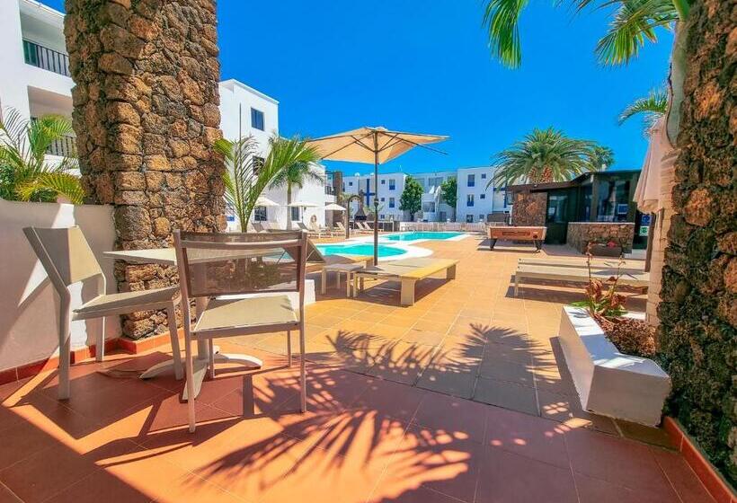 شقة غرفة واحدة, Club Atlántico