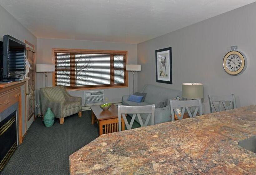 Люкс Премиум, Westwood Shores Waterfront Resort