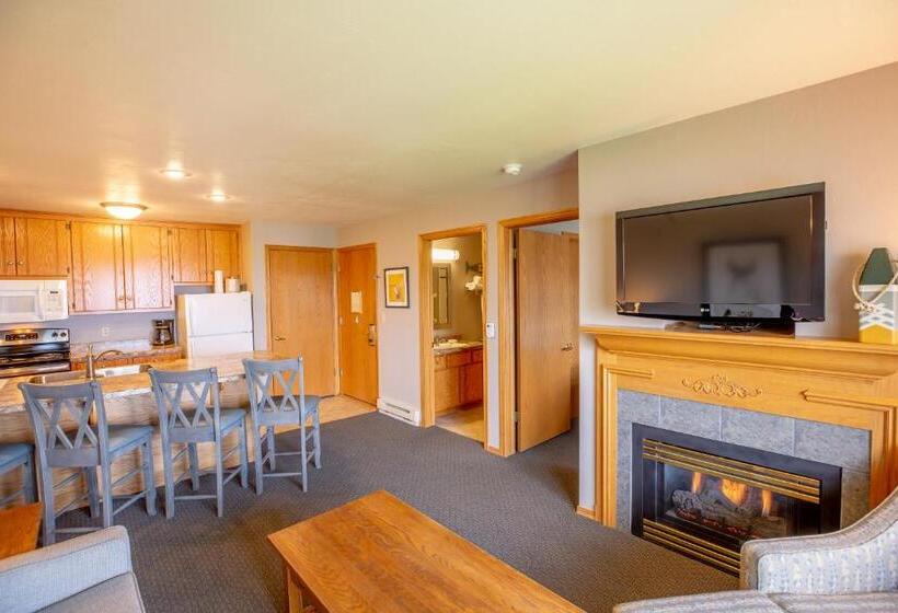 Люкс Премиум, Westwood Shores Waterfront Resort