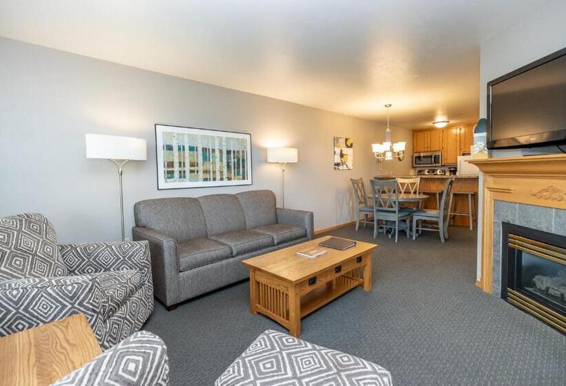 Люкс Premium 2 Спальни, Westwood Shores Waterfront Resort