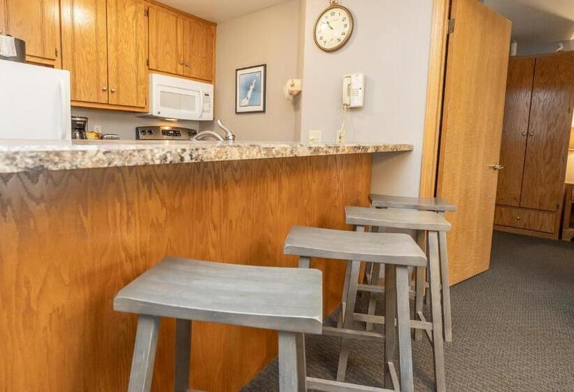 Люкс Premium 2 Спальни, Westwood Shores Waterfront Resort