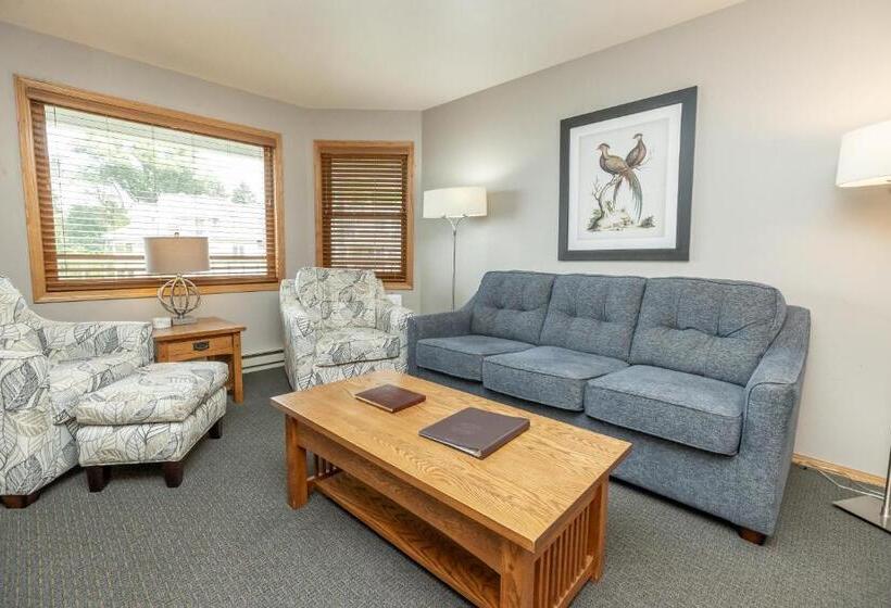 Люкс Premium 2 Спальни, Westwood Shores Waterfront Resort